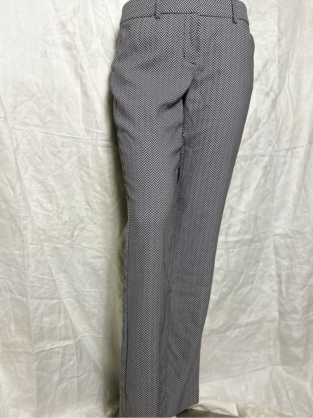 Express Black and White Chevron Dress Pants